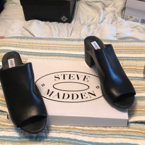 Black Steve Madden Sandals